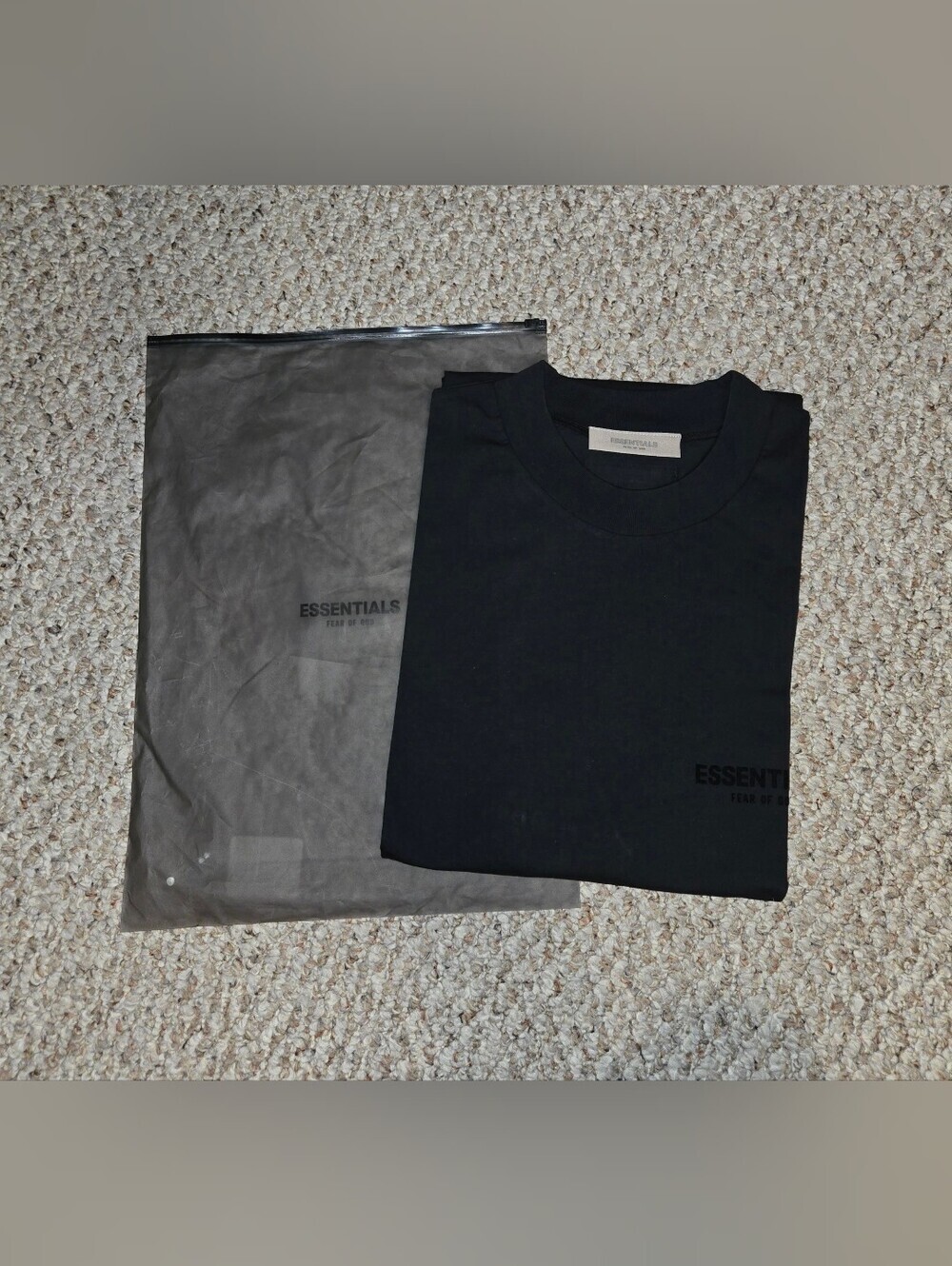NWT Authentic Fear of God Essentials Classic Tee Black Men's Size Small